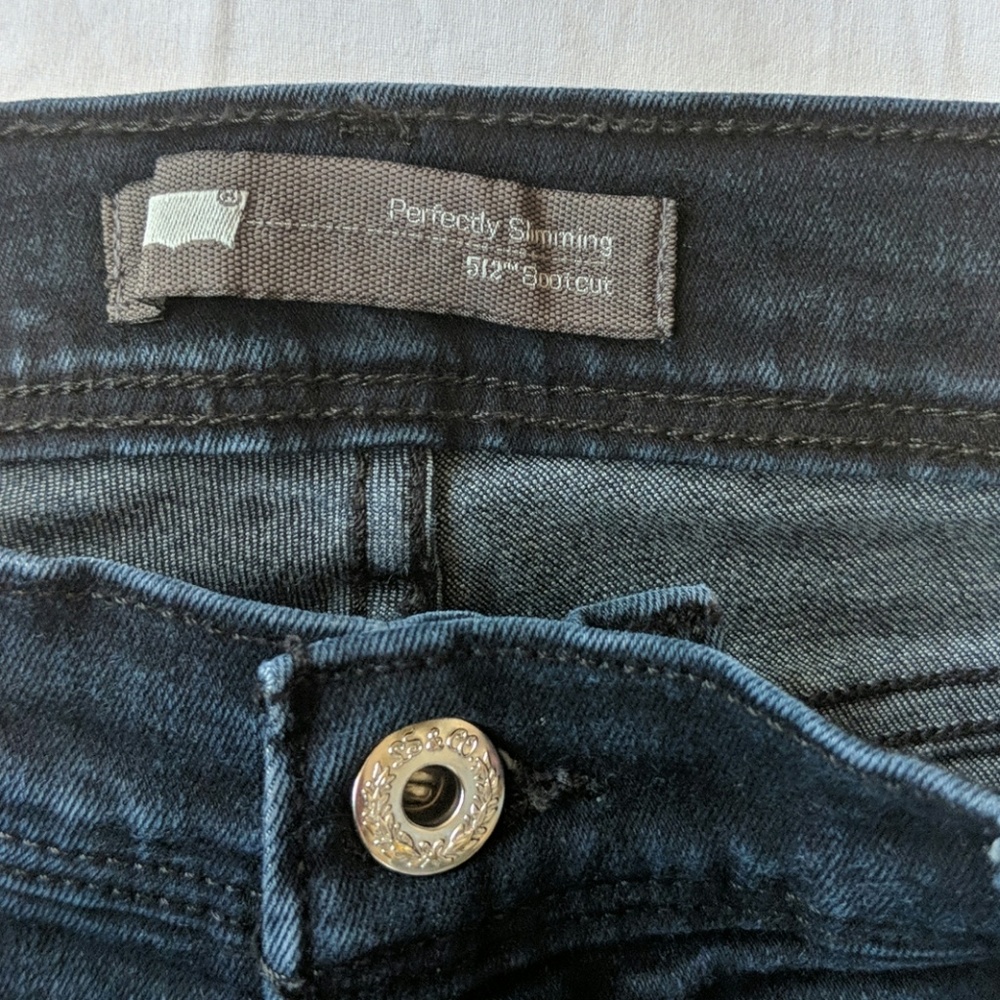 Levi's perfectly slimming 512 bootcut sz 12s - Picture 3 of 8